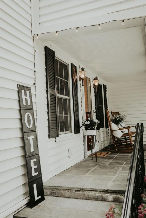 Hotel The Bond 1835 Skaneateles Exterior foto